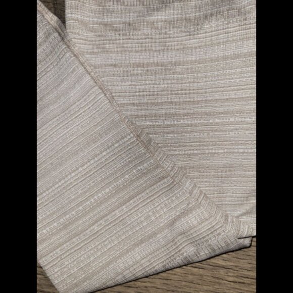 2 for $20 Athleta Beige Textured Leggings Size Small - Picture 4 of 6